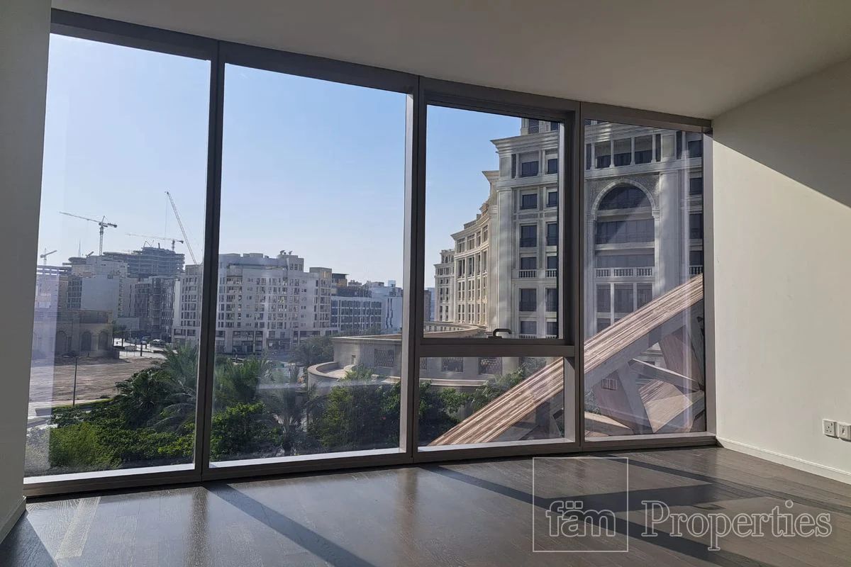 Spacious Unit| Unfurnished| Prime Location-9