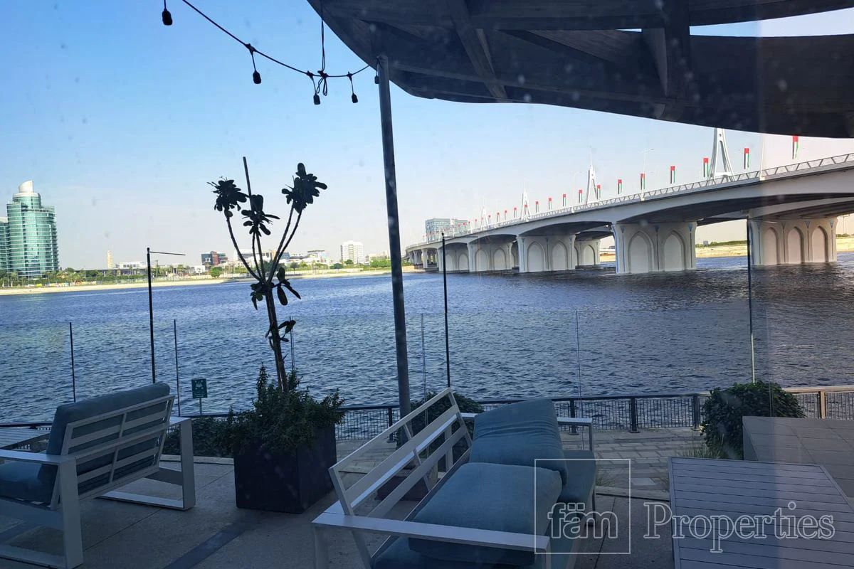 Spacious Unit| Unfurnished| Prime Location-17