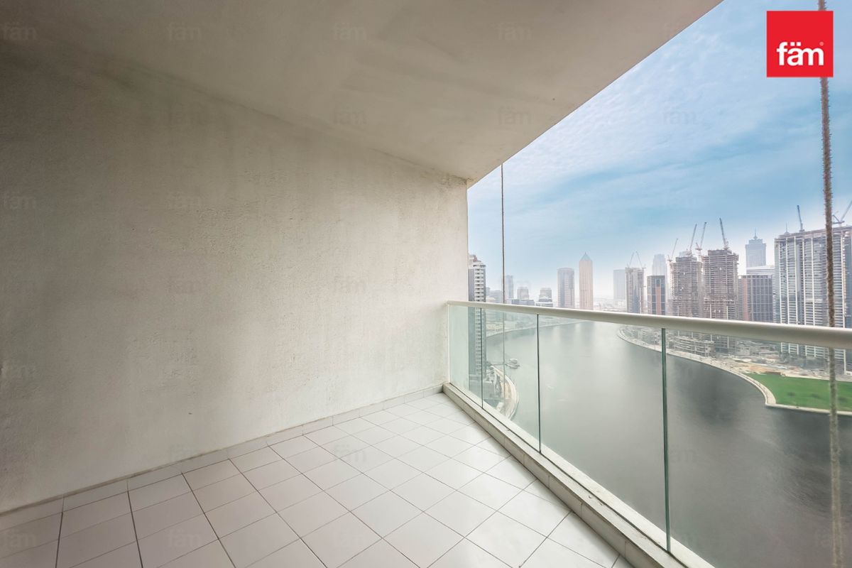 HIGH FLOOR | CANAL VIEW | 2 BALCONIES | FURNISHED-1