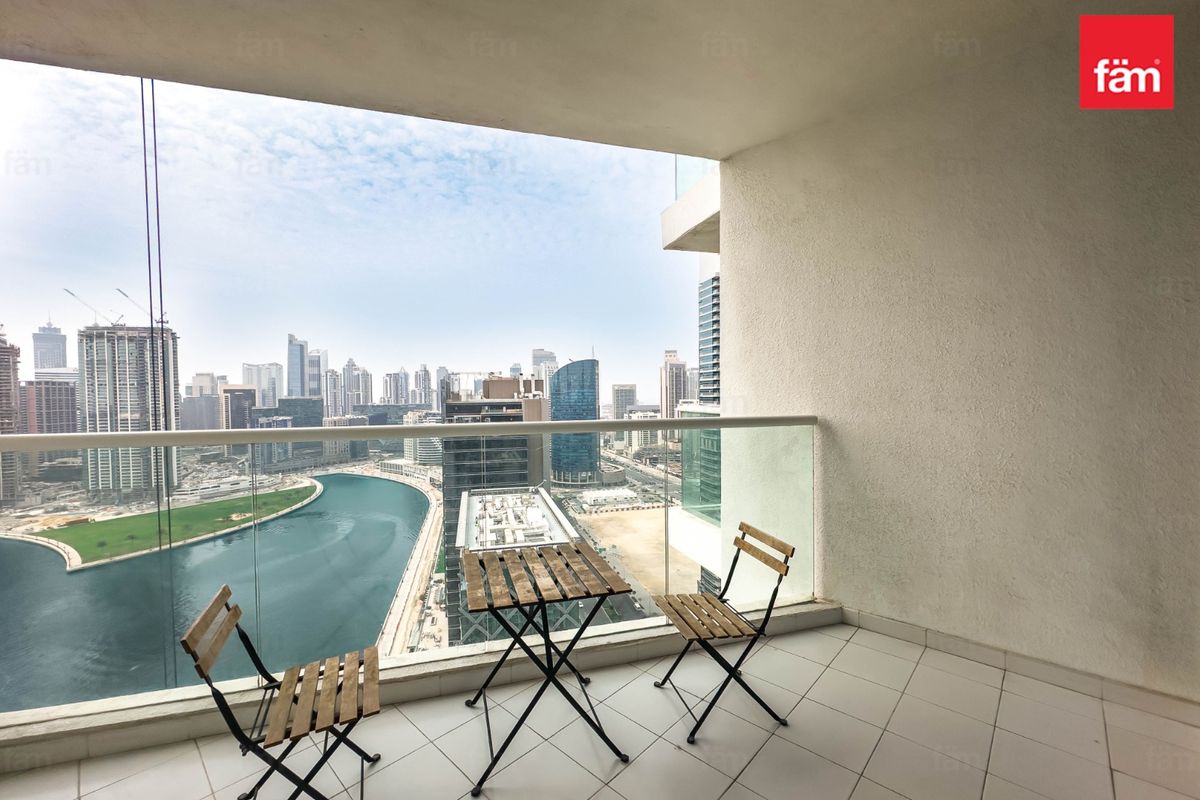 HIGH FLOOR | CANAL VIEW | 2 BALCONIES | FURNISHED-8