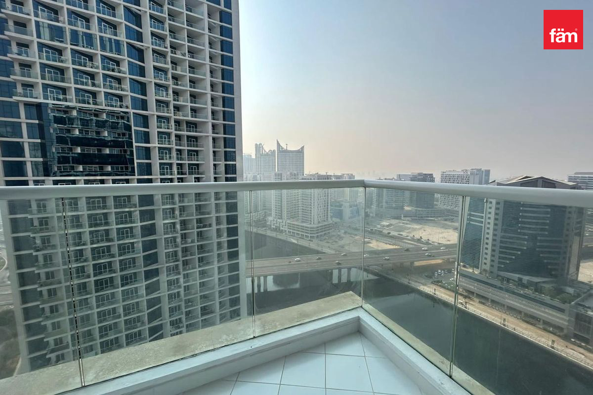 Fully furnished Apartment | Canal view-13
