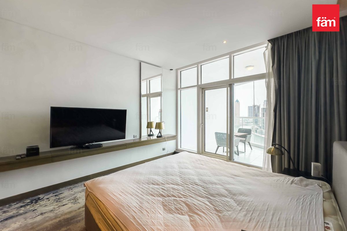 Full Canal View | High Floor | Full Furnished-5