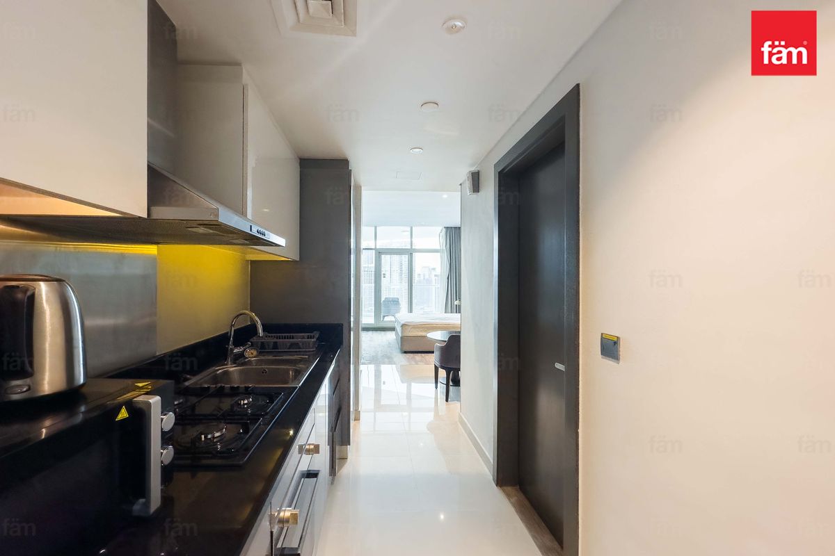 Full Canal View | High Floor | Full Furnished-12
