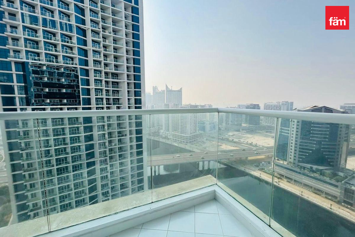 Lake View |  Bigger Balcony | High Floor-8