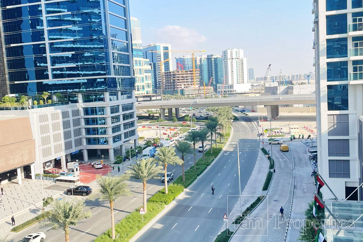 Prive 1 Bedroom | Brand New | Pool View-12