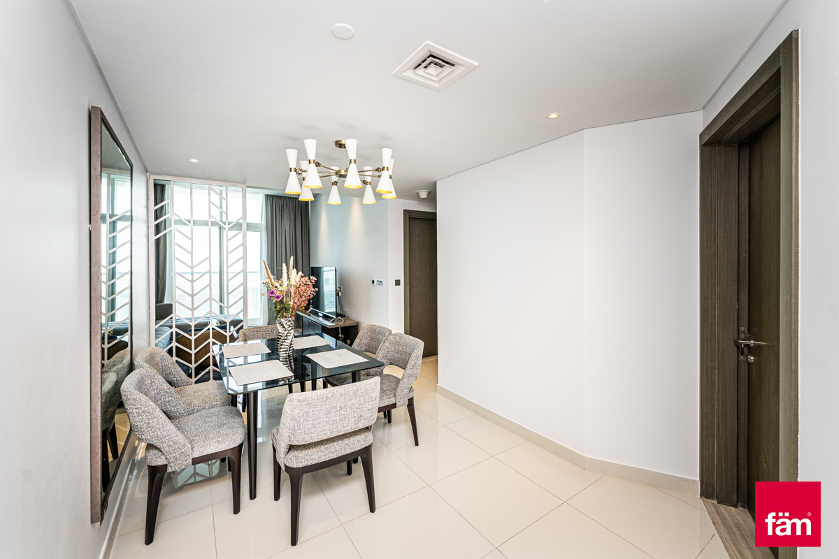 2 Parking | Stunning Canal and Burj Khalifa views-7