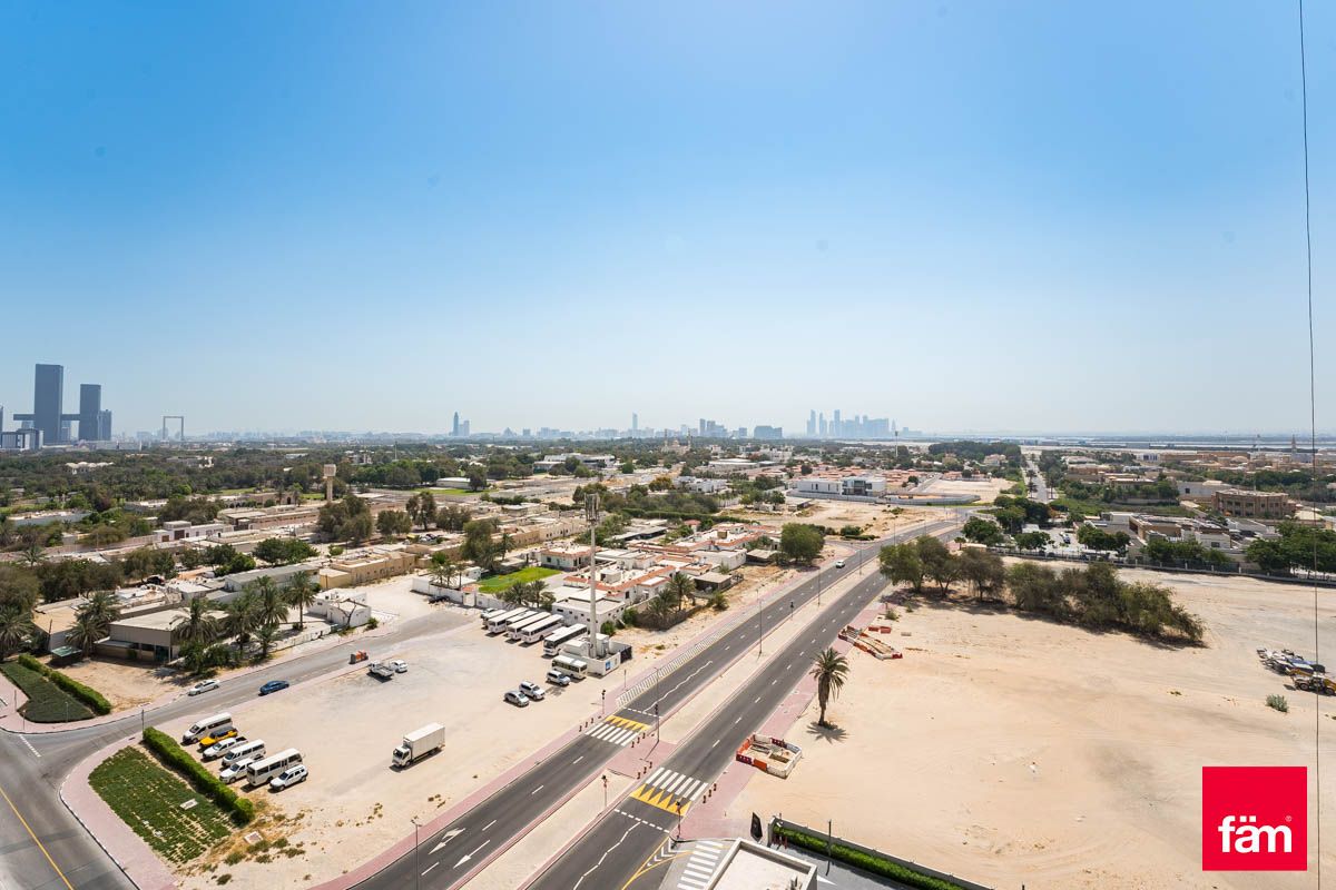Vacant 1BR | Low floor with Zabeel view-11
