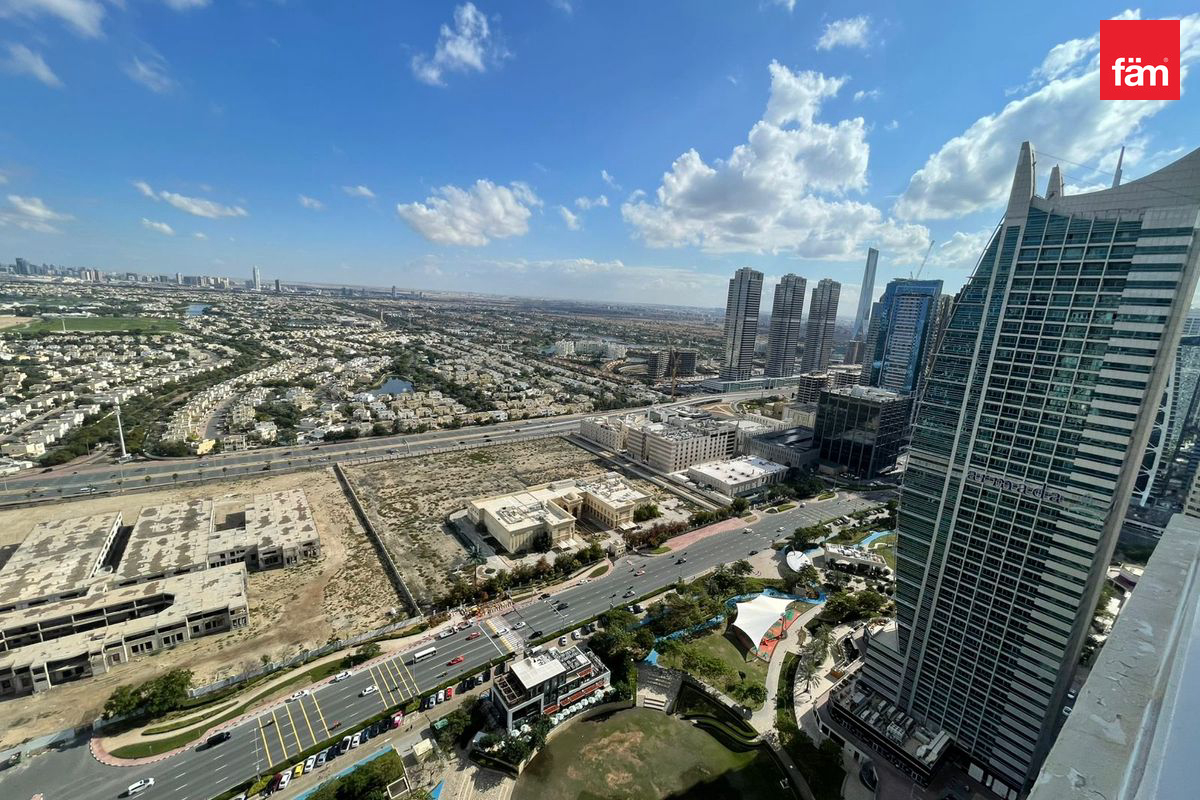 HIGH FLOOR |  JIV & LAKE VIEW | UNFURNISHED-18