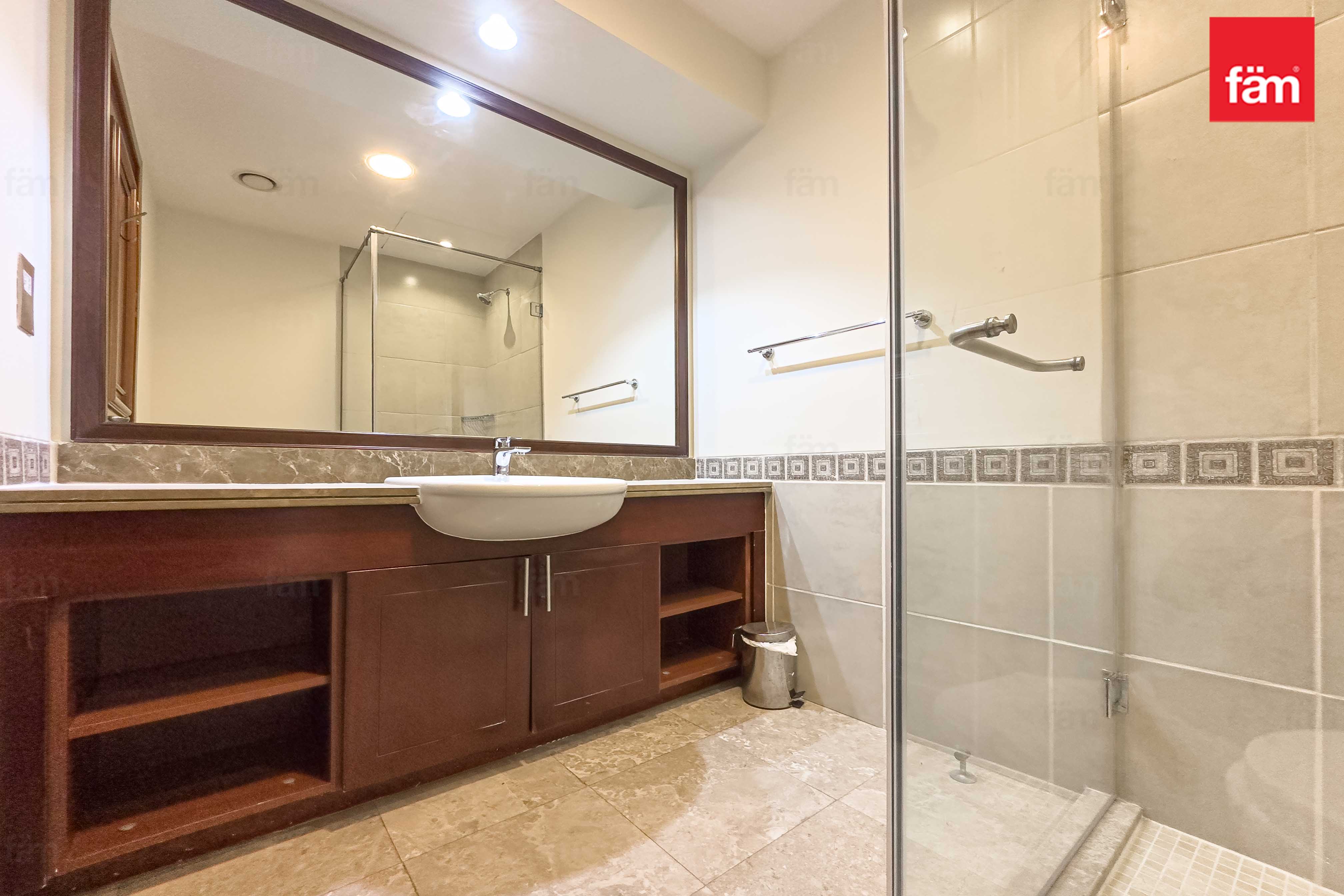 vacant /furnished /2bed plus maid-10