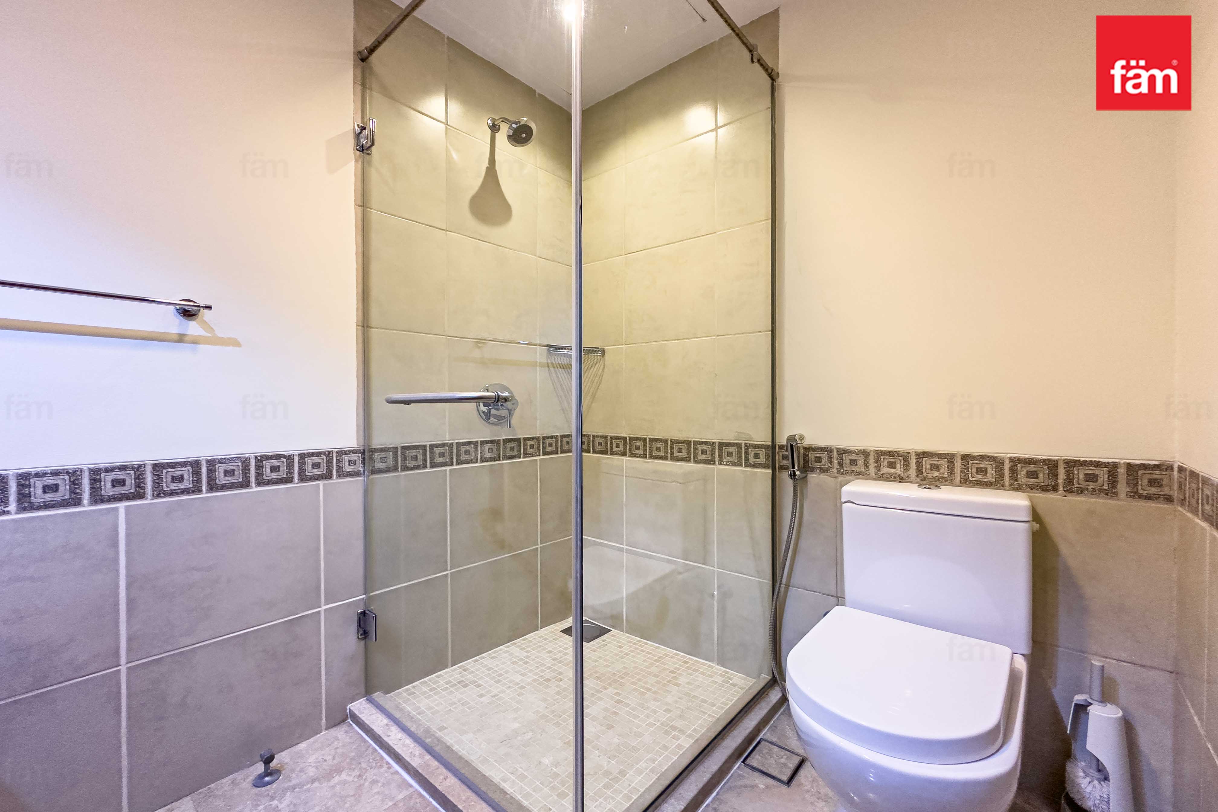 vacant /furnished /2bed plus maid-6