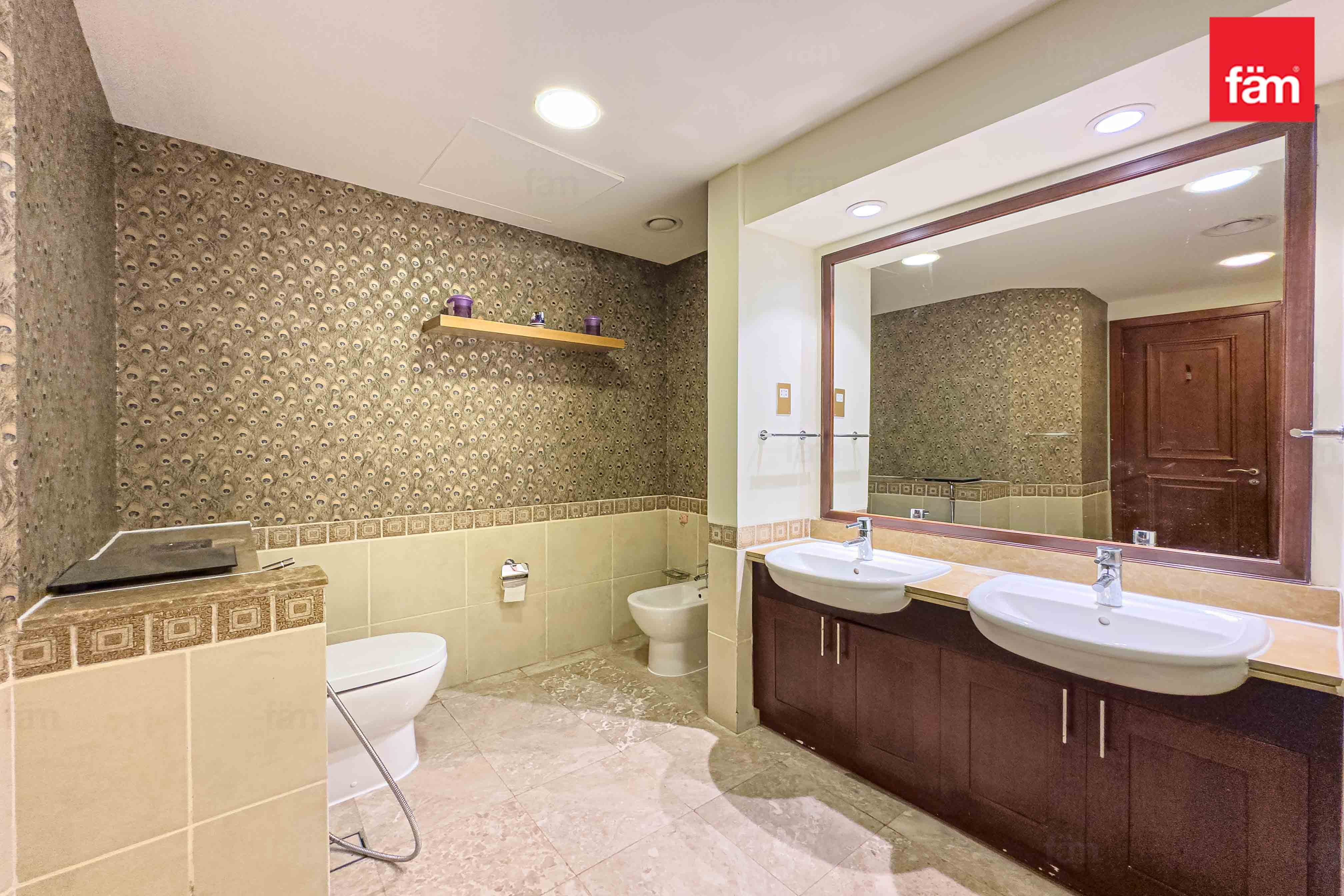 vacant /furnished /2bed plus maid-7