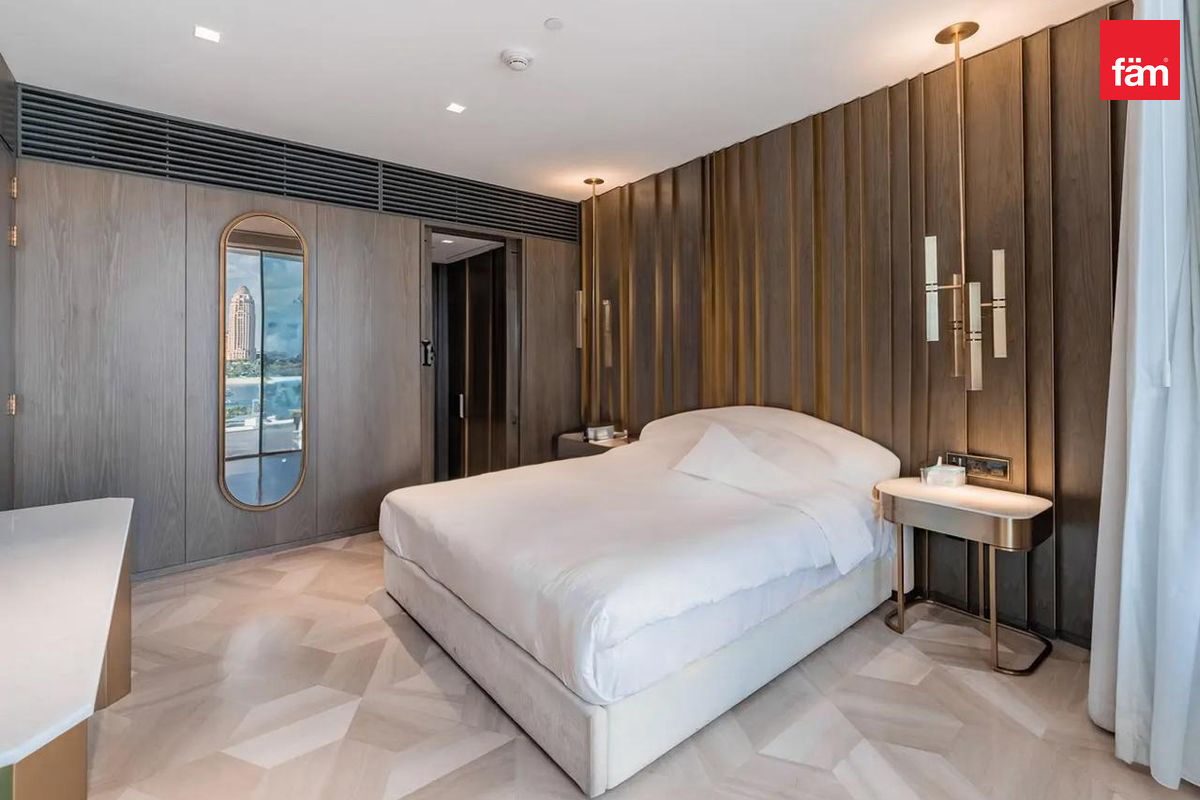 Fully Furnished | Prime Location | Beach Access-8