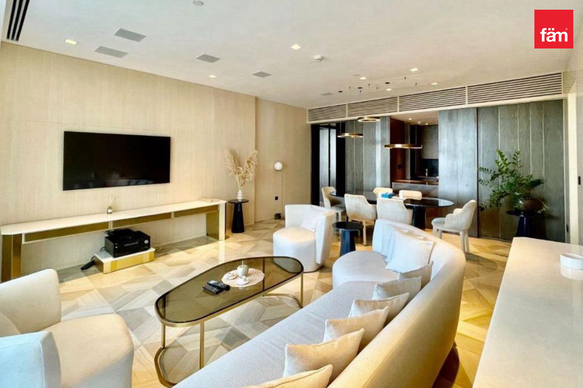 Fully Furnished | Prime Location | Beach Access-2