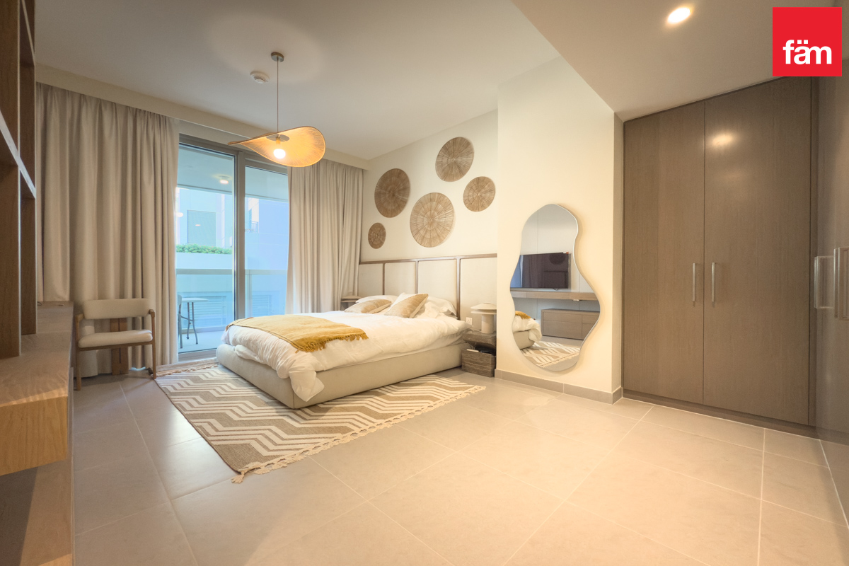 Motivated Seller/ Fully Furnished/ Spacious Unit-8