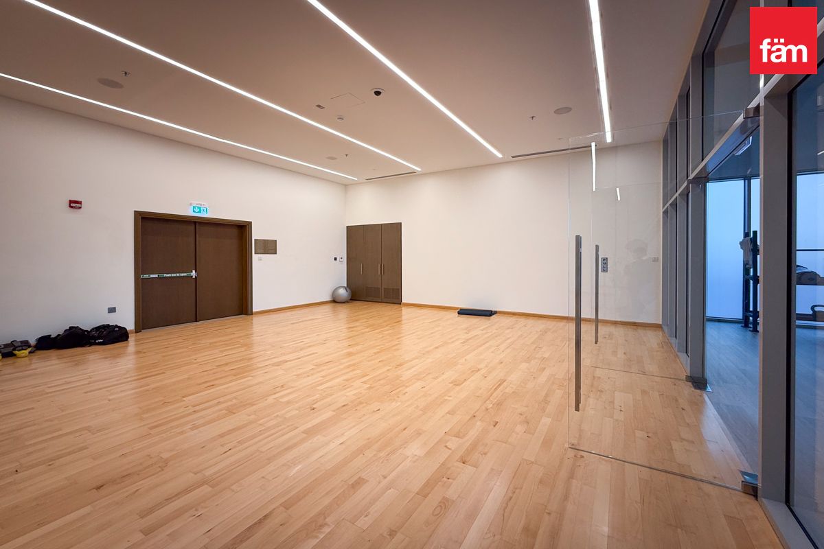 Motivated Seller/ Fully Furnished/ Spacious Unit-16