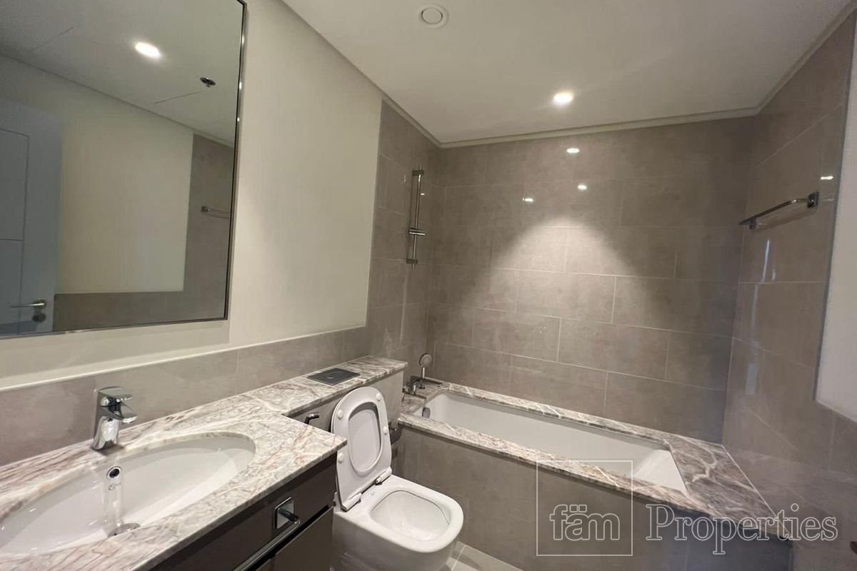 Modern apt near Dubai Mall & Dubai Opera-8