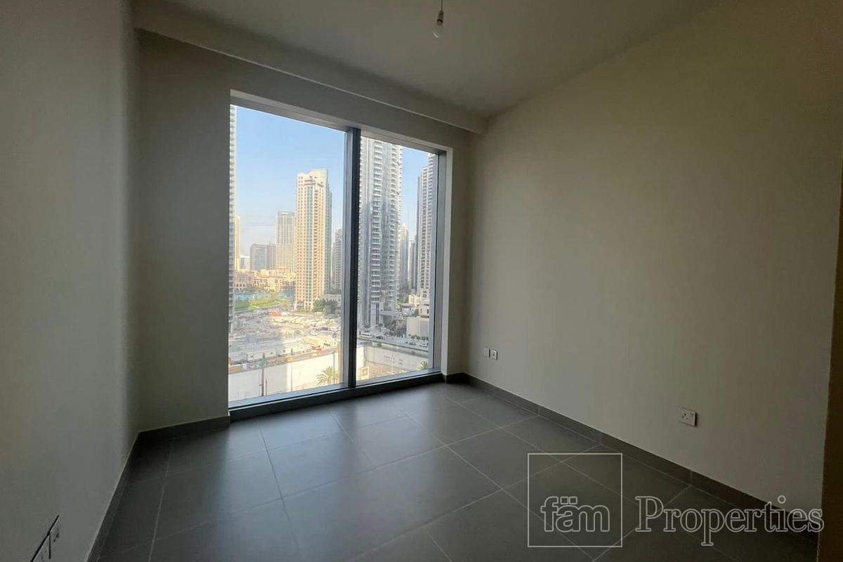 Modern apt near Dubai Mall & Dubai Opera-12