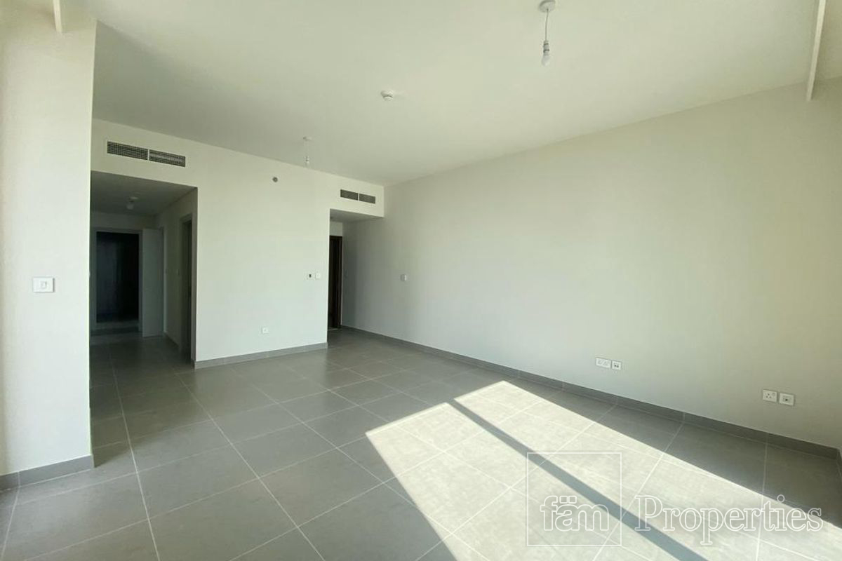 SEMI OPEN KITCHEN | CHILLER FREE | HIGH FLOOR-7