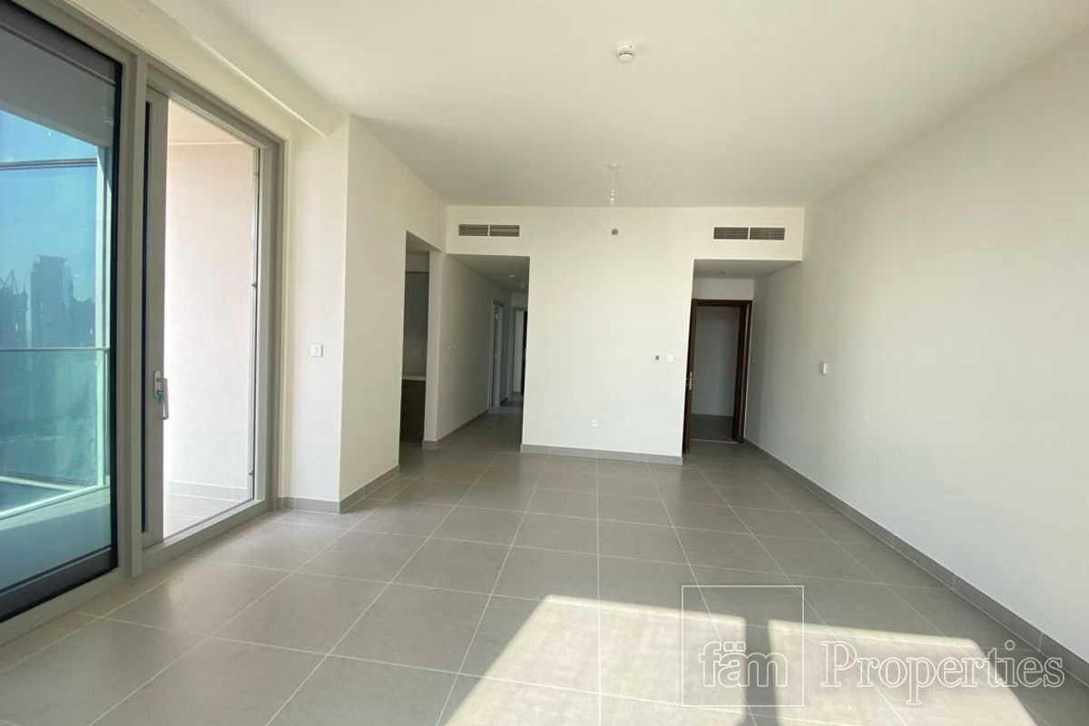 SEMI OPEN KITCHEN | CHILLER FREE | HIGH FLOOR-8
