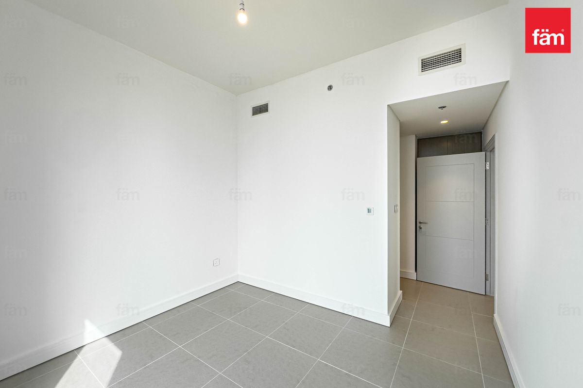 CHILLER FREE | SEA VIEW | AVAILABLE-7
