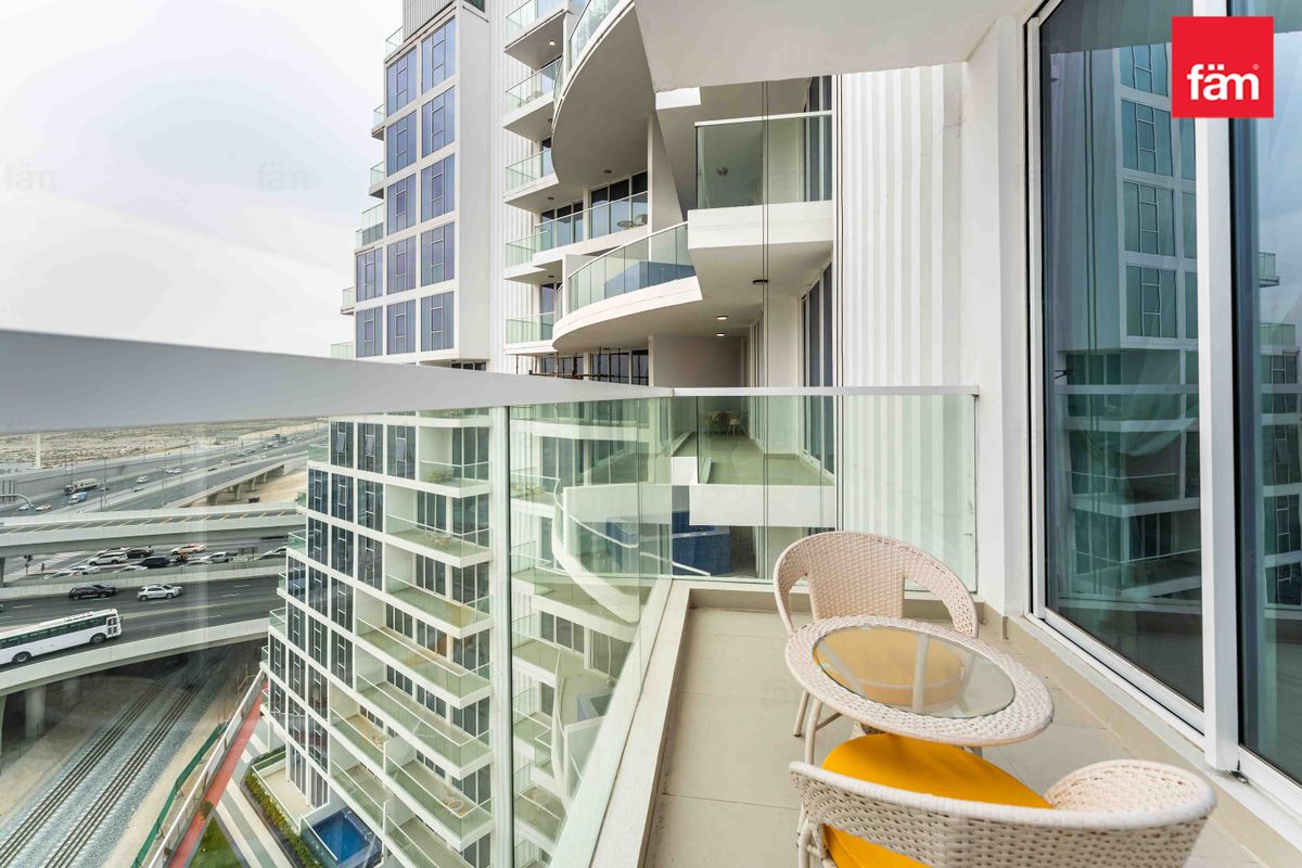 Fully furnished apt | pool view | Ready to move in-11
