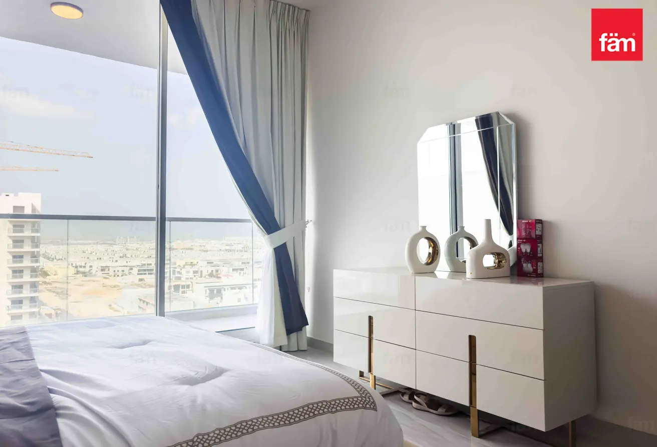 Fully Furnished | Study | Private Pool-14