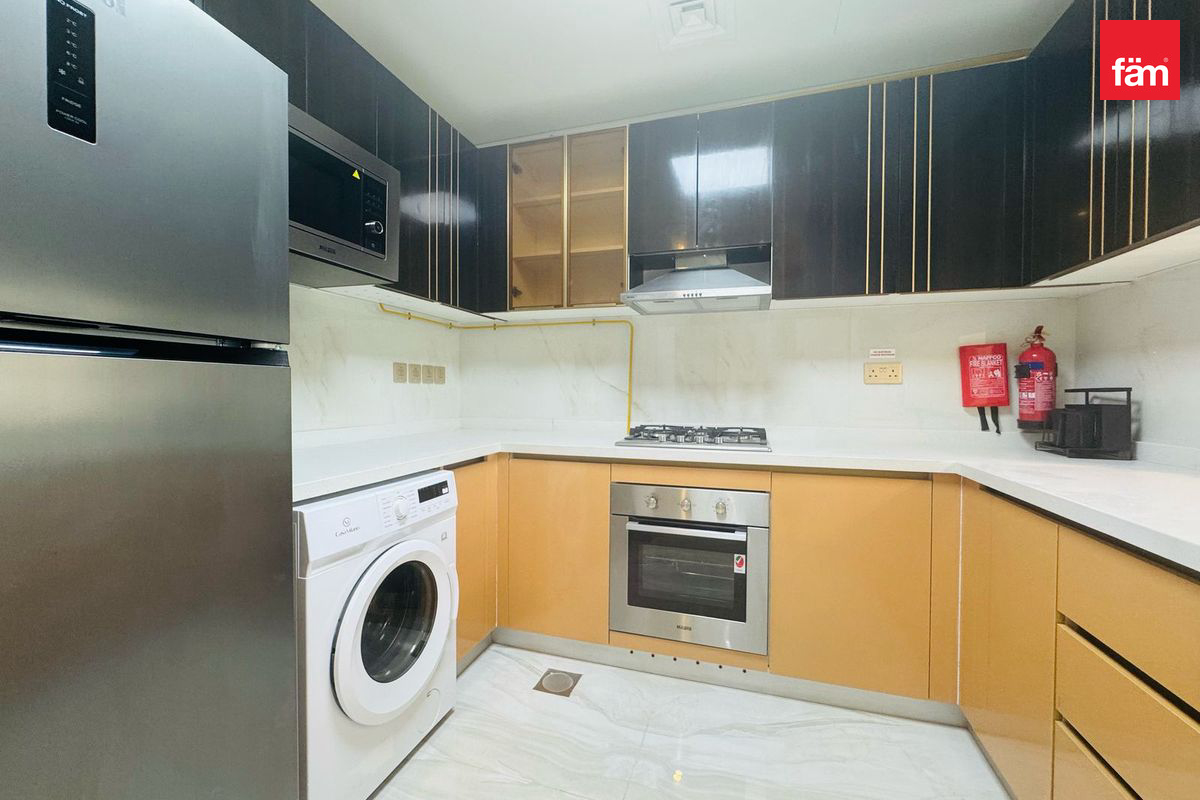 Luxury | Fully Furnished | Brand New-7