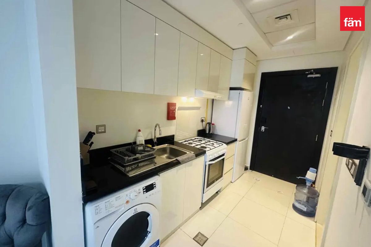 Open View | Vacant | Brand New | + MAID-5