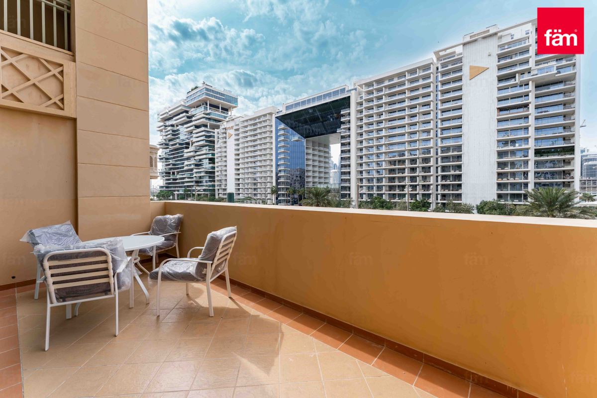Luxurious | Extended Terrace | Private Beach-27