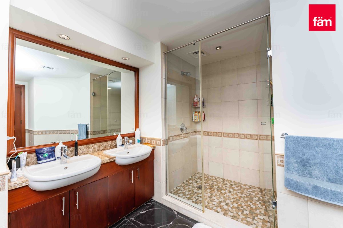 Luxurious | Extended Terrace | Private Beach-17