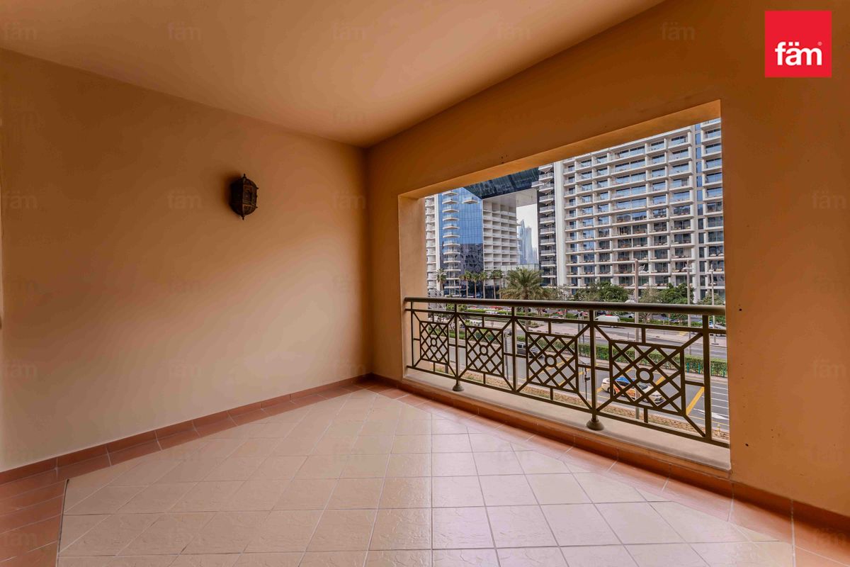 Luxurious | Extended Terrace | Private Beach-25