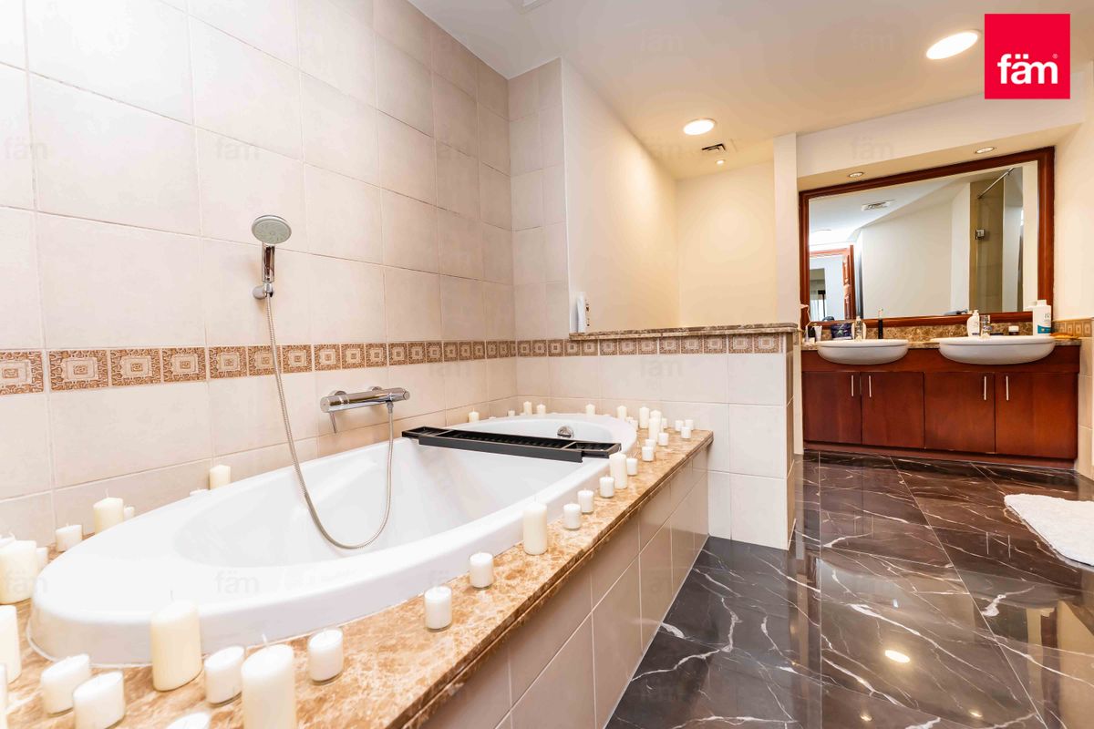 Luxurious | Extended Terrace | Private Beach-19