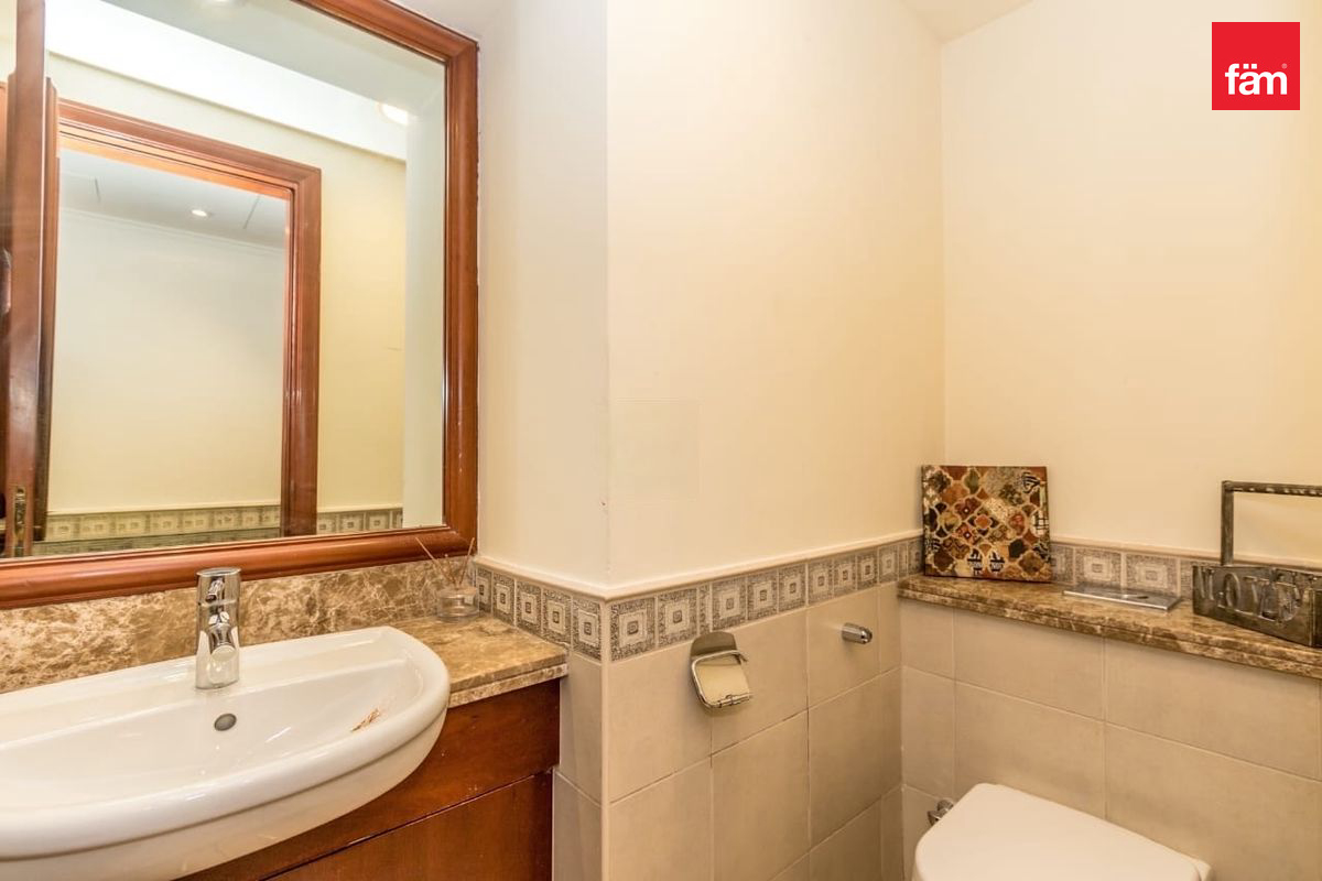 Best Location|/Furnished 3-Bedroom Apartment-11