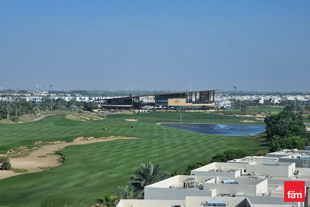 RARE | Golf View | Modern | Options needed-29