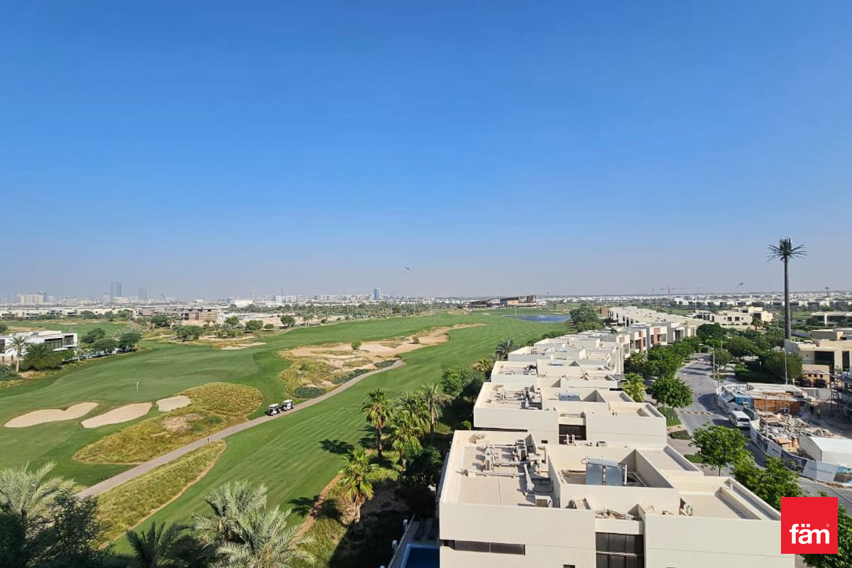 RARE | Golf View | Modern | Options needed-27