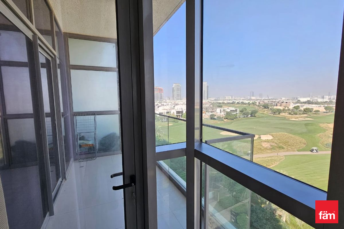 RARE | Golf View | Modern | Options needed-6