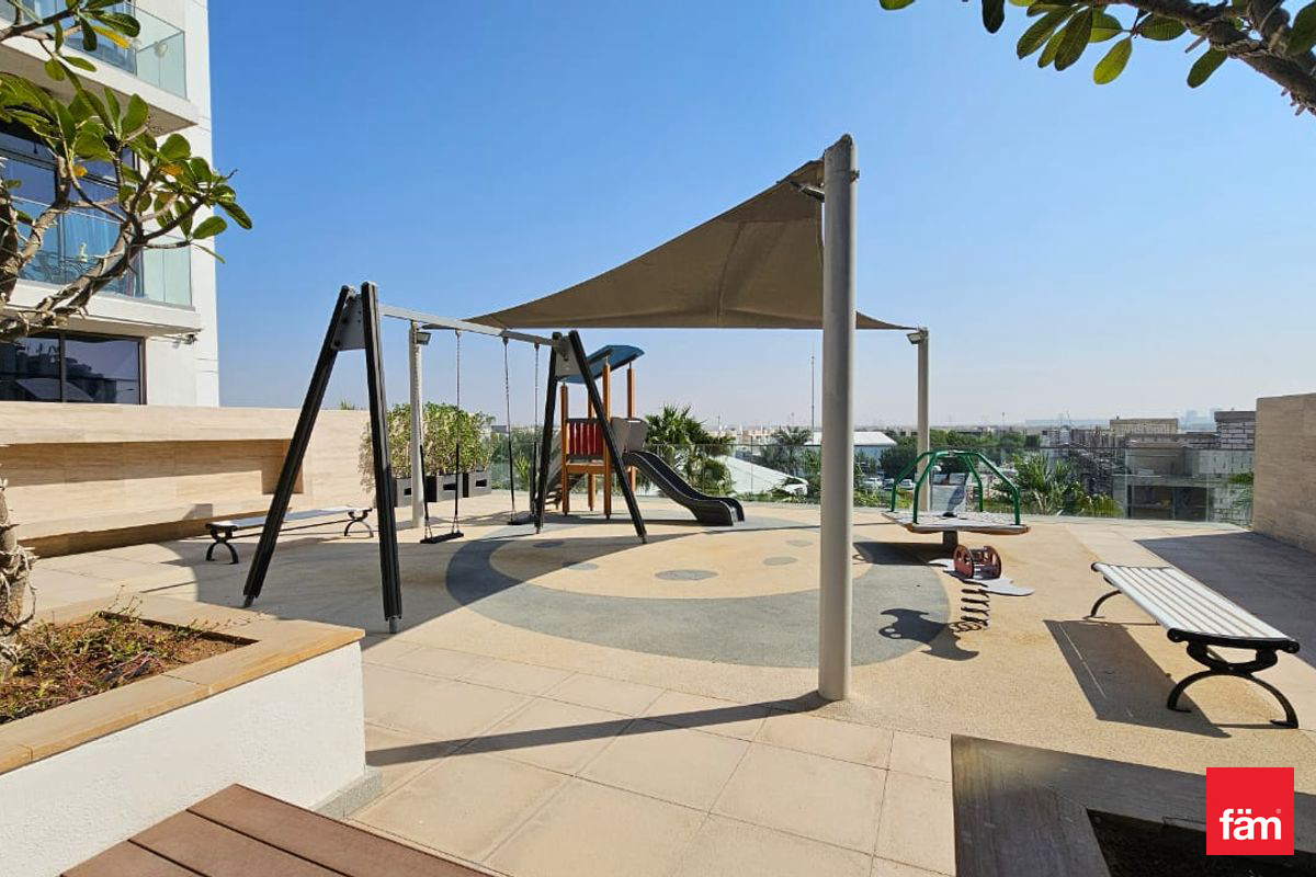 RARE | Golf View | Modern | Options needed-22