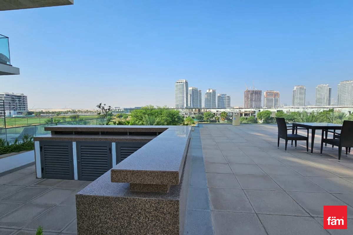 RARE | Golf View | Modern | Options needed-23