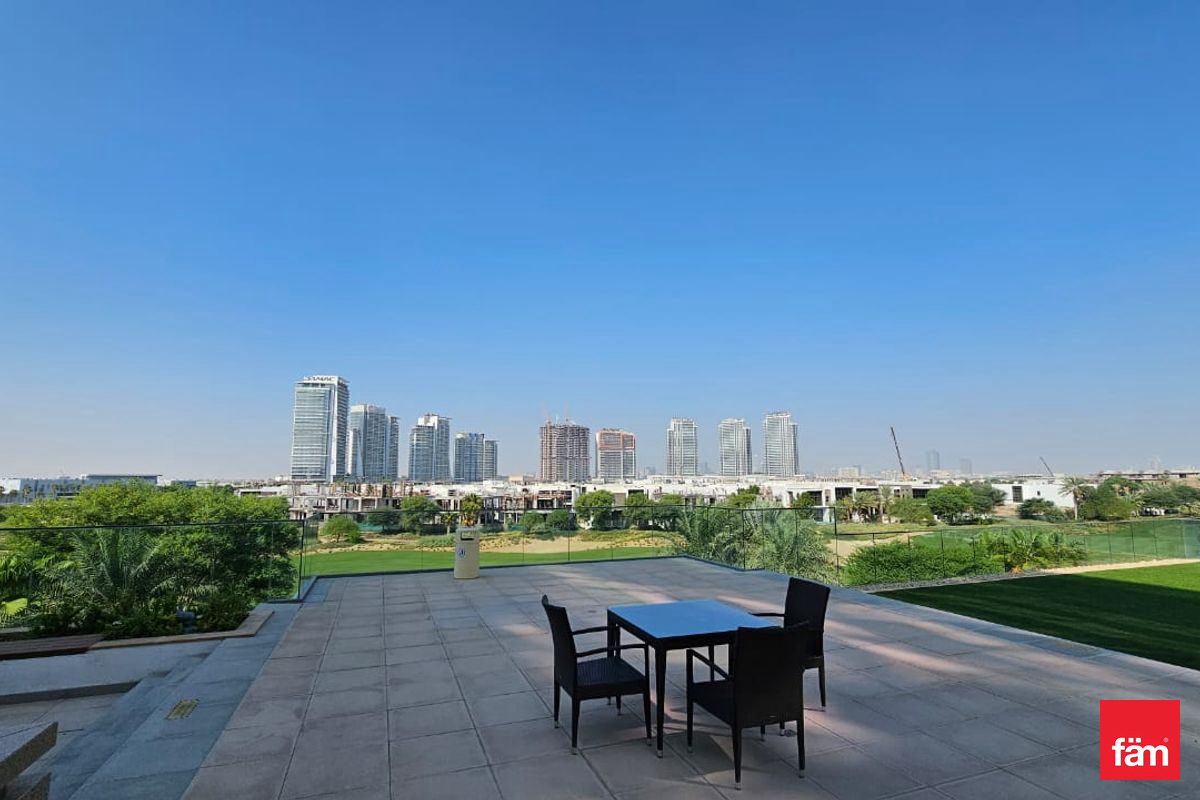 RARE | Golf View | Modern | Options needed-25
