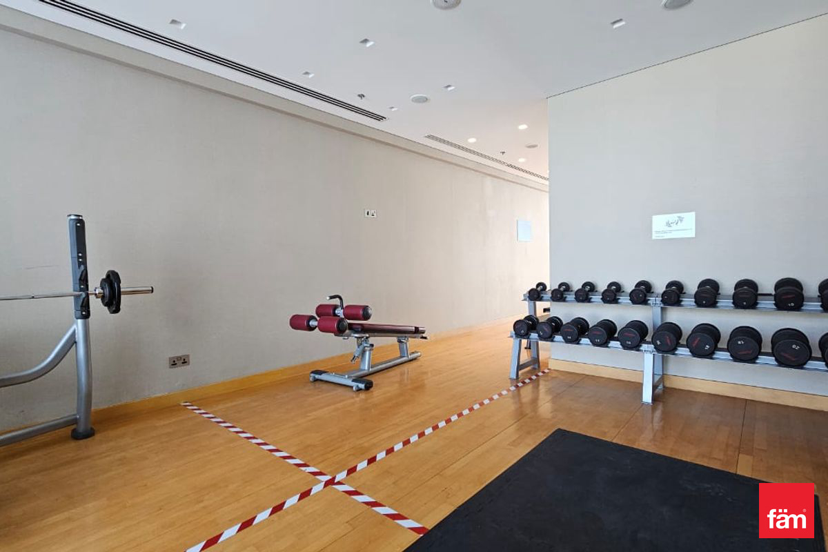 RARE | Golf View | Modern | Options needed-21