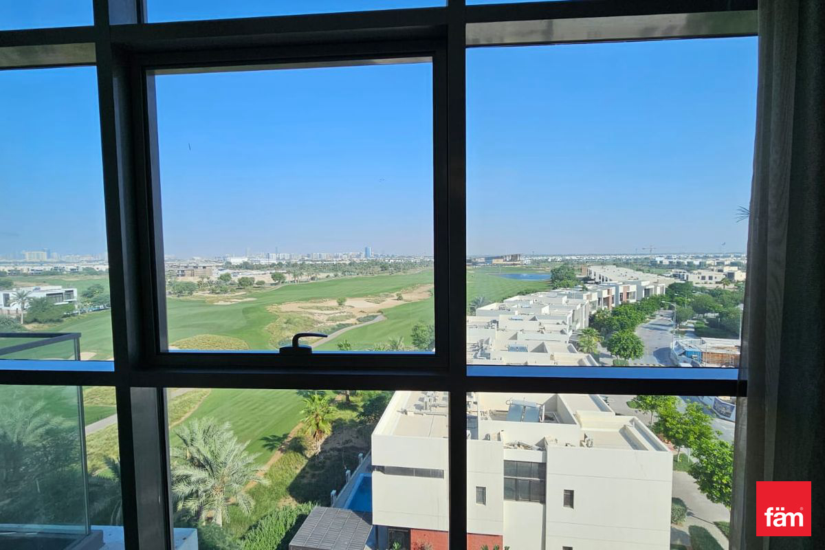 RARE | Golf View | Modern | Options needed-13