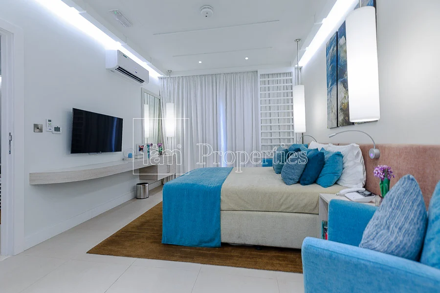 FURNISHED | FRONT GOLF VIEW | HIGH FLOOR-6