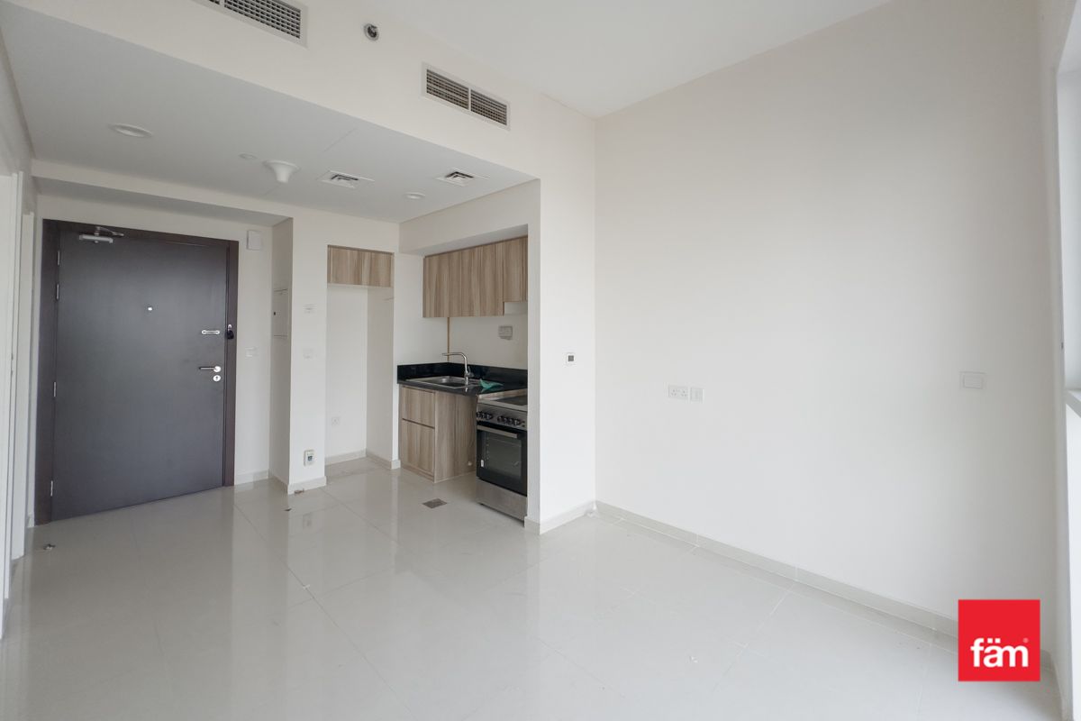 Golf Views | Vacant | Furnished Option Available-15