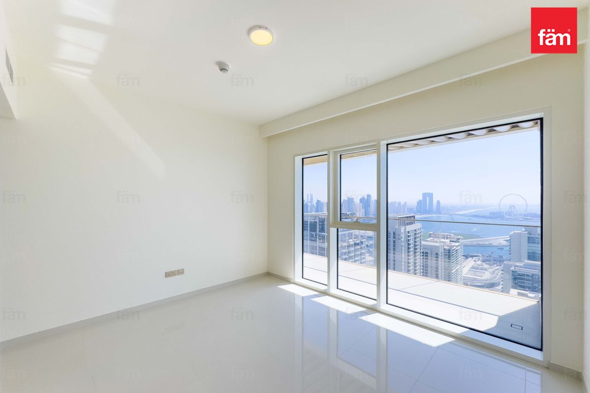 PANORAMIC VIEWS | TOP FLOORS | MARBLE FINISHES-13