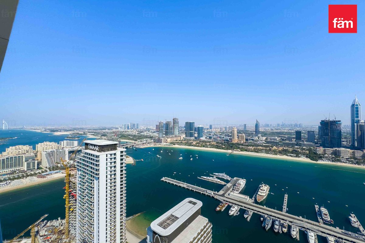PANORAMIC VIEWS | TOP FLOORS | MARBLE FINISHES-9