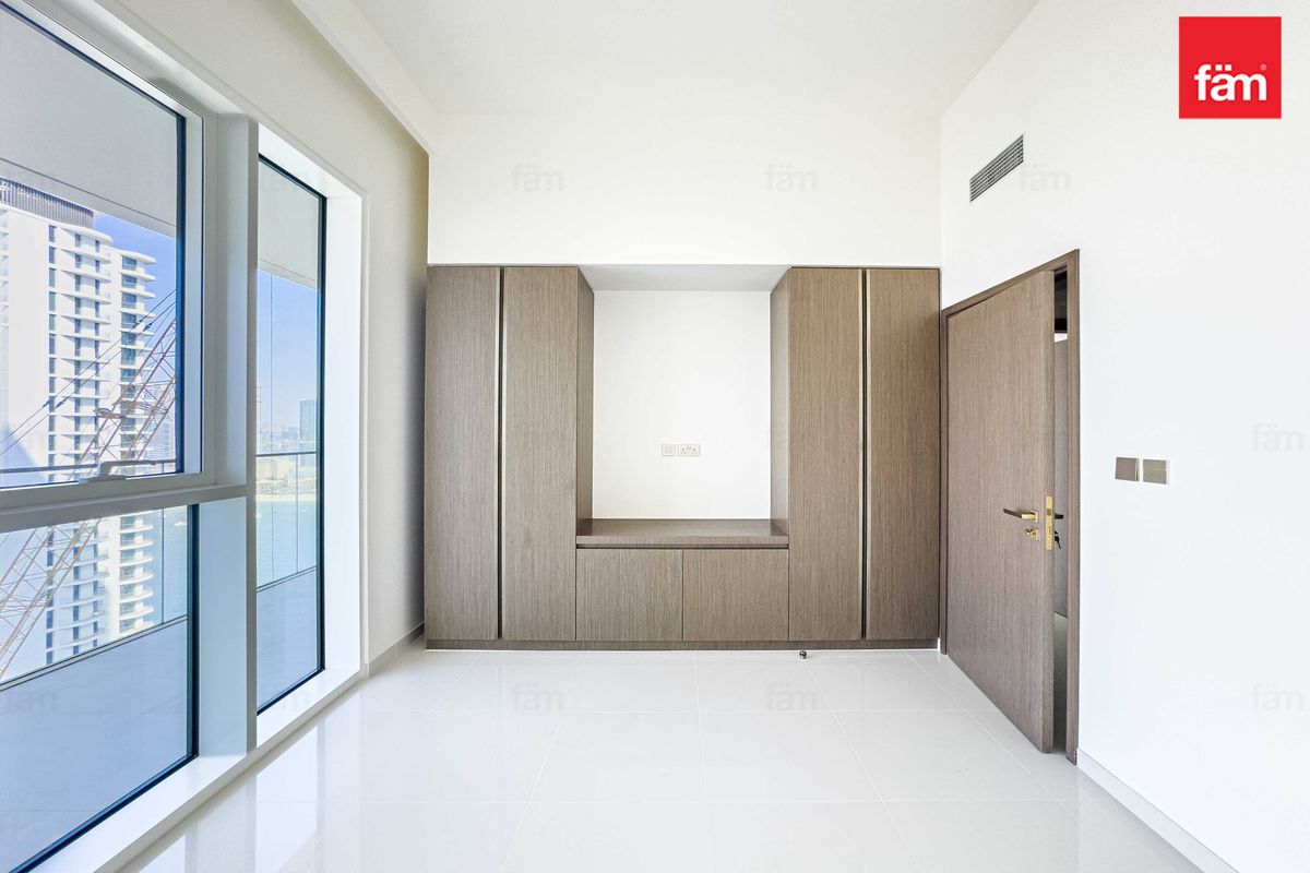 Vacant Now | Exclusive Beach Access-8