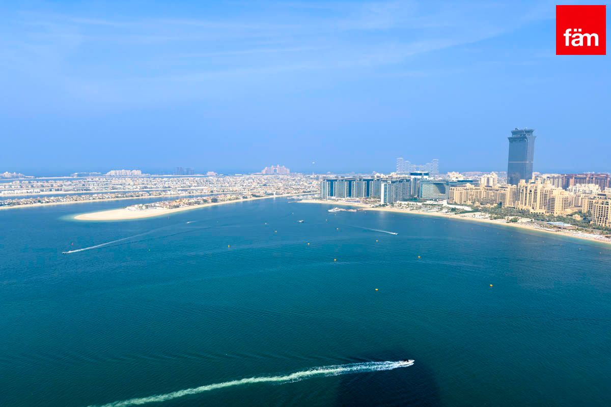 Full Palm Views | Stunning 2 Br | Private Beach-14