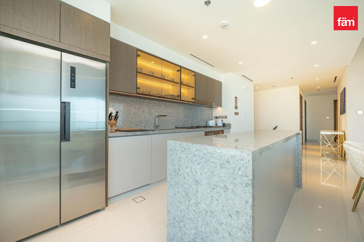 Stunning 3 BR | High Floor | Private Beach Access-6