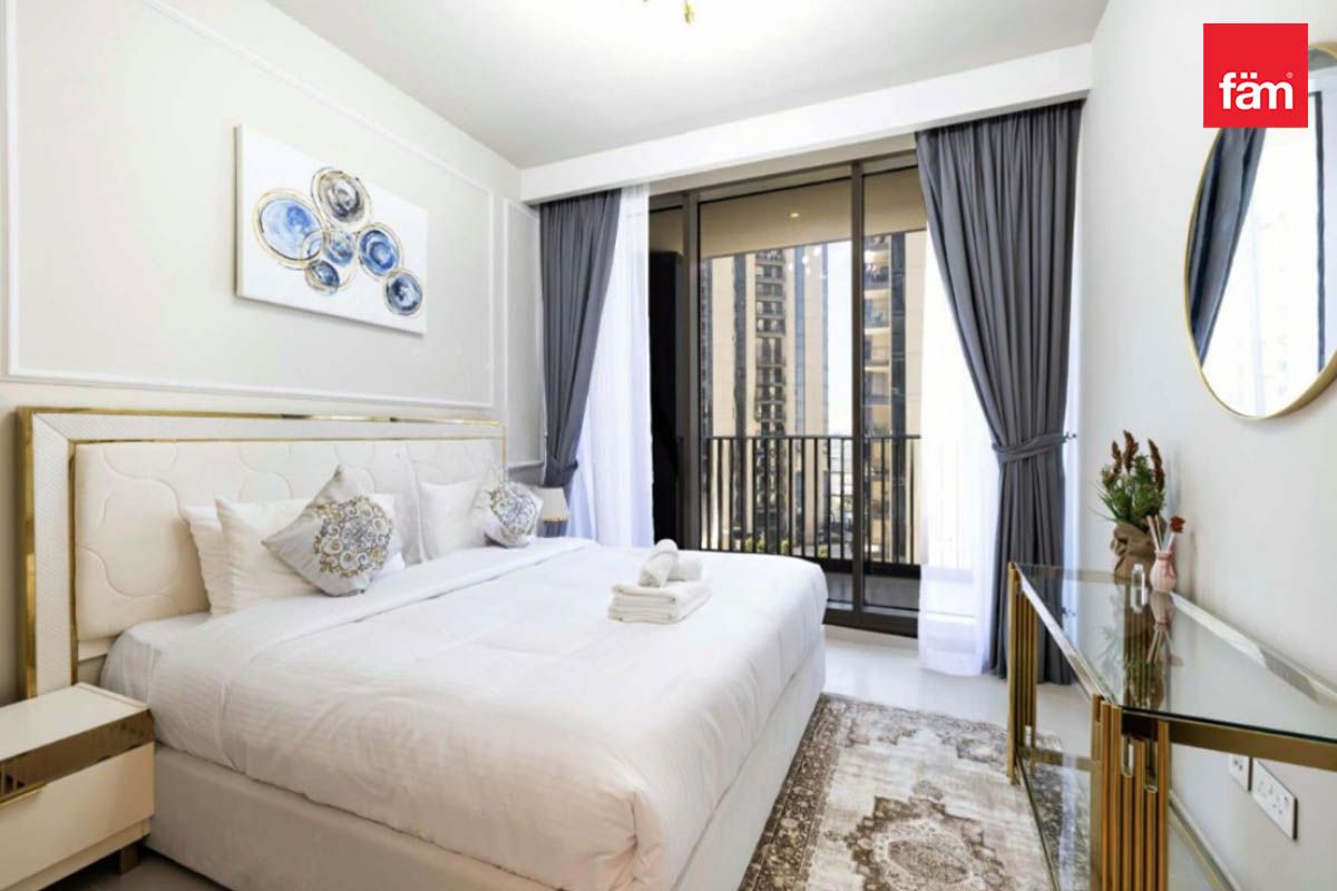 one bedroom for sale in Creek Harbor.-8