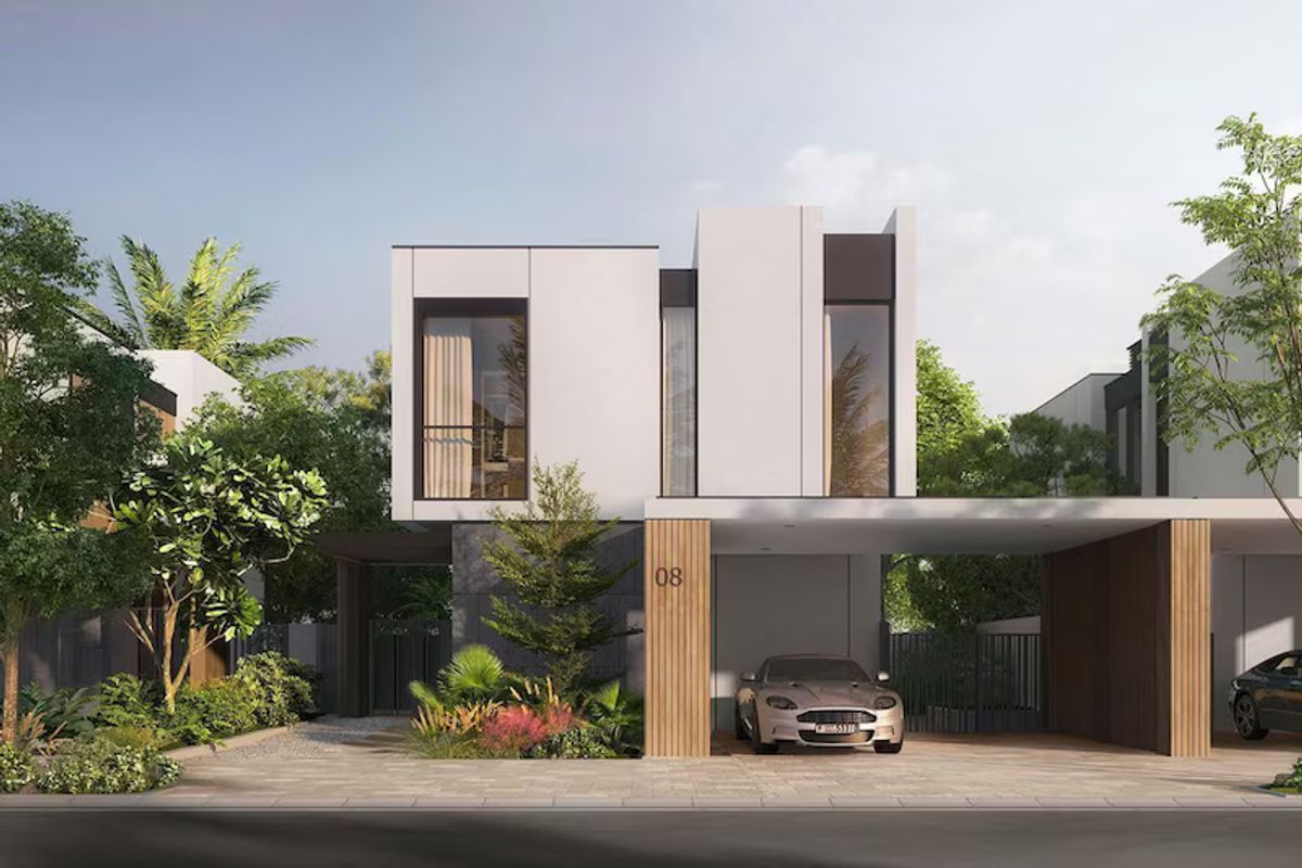 Single Row| Genuine Resale| Pristine location-8